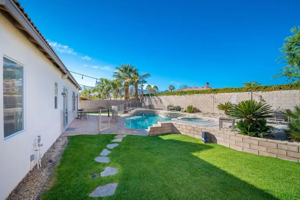 43569 Parkway Esplanade E La Quinta, CA 92253