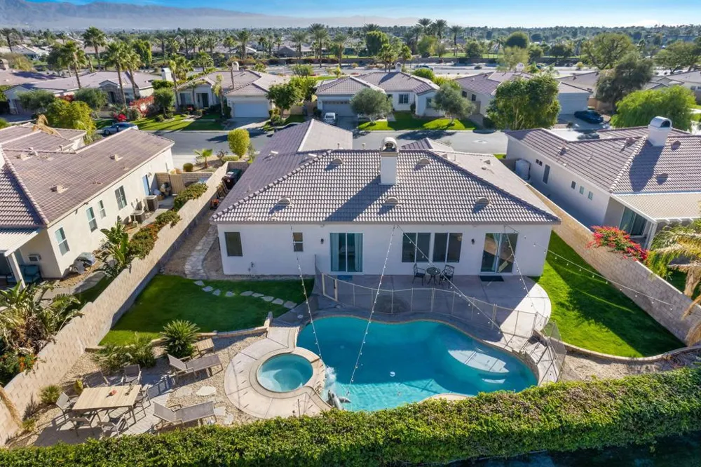 43569 Parkway Esplanade E La Quinta, CA 92253