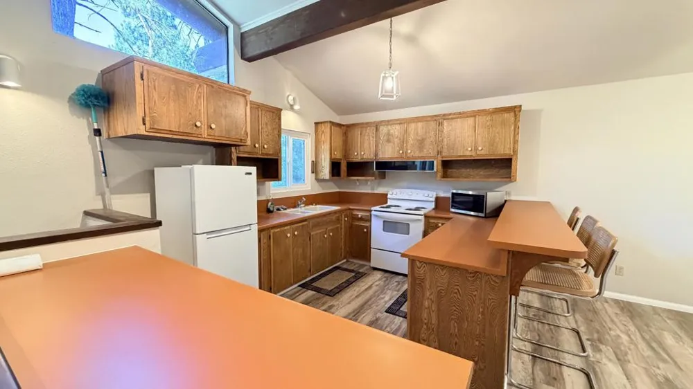 25950 Lilac Drive Idyllwild, CA 92549