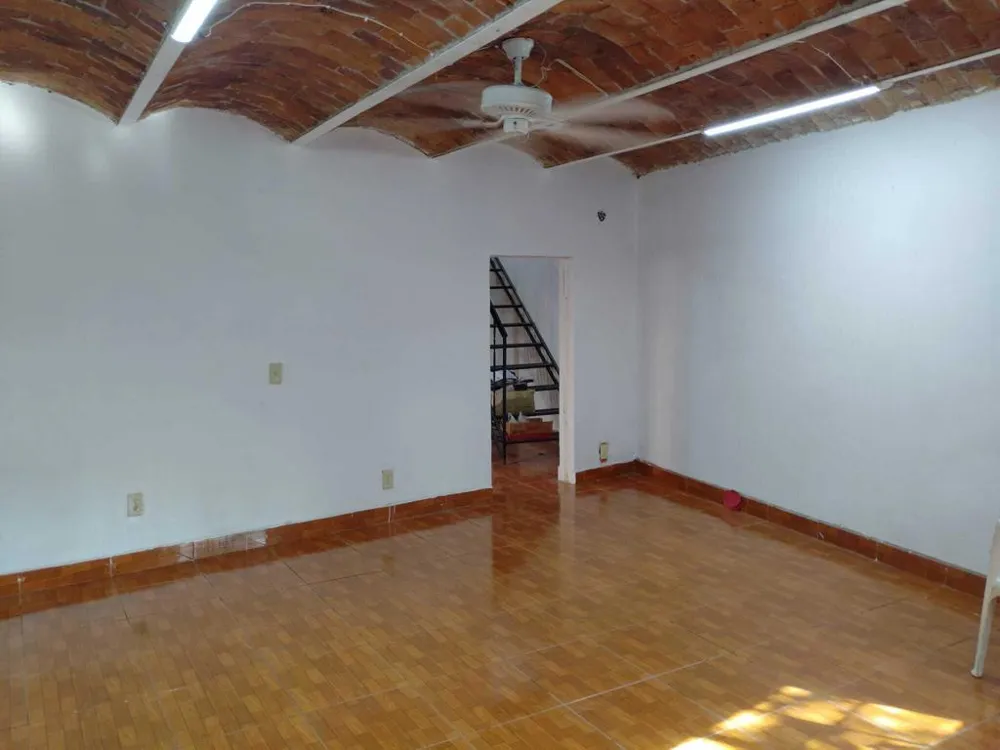 Avenida Santiago Other, CA 99999