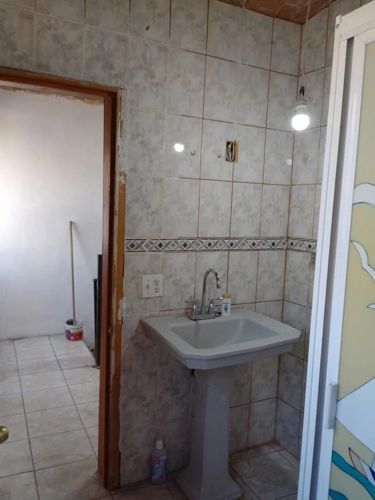 Avenida Santiago Other, CA 99999
