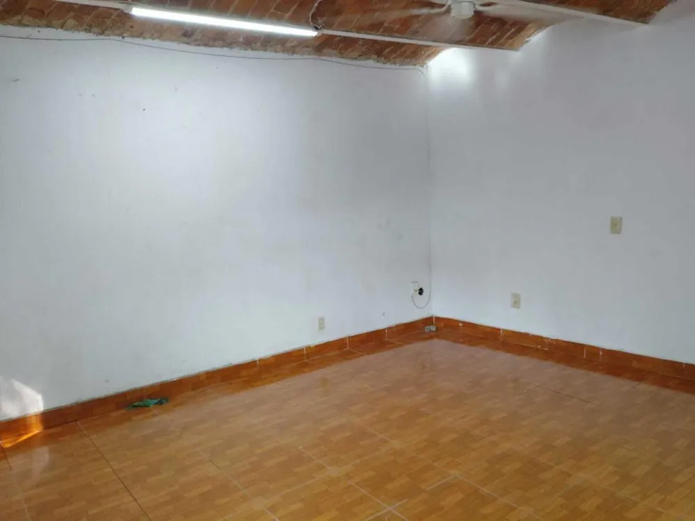 Avenida Santiago Other, CA 99999