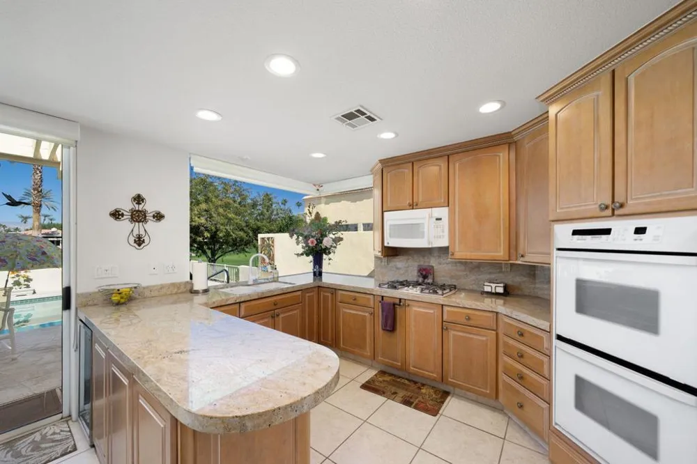 75270 Inverness Drive Indian Wells, CA 92210