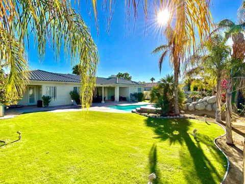 5 Victoria Falls Drive