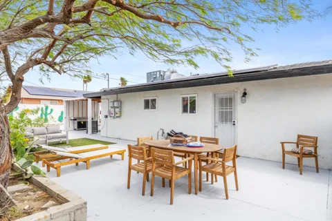 394 W Bon Air Drive