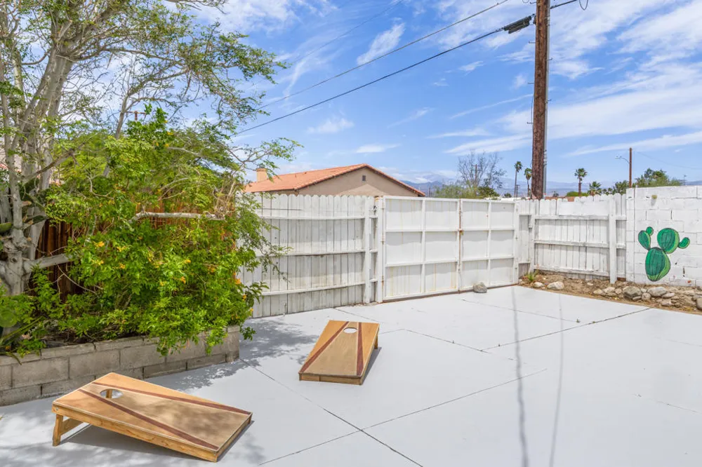 394 W Bon Air Drive Palm Springs, CA 92262
