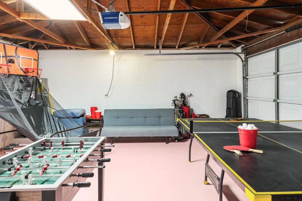 394 W Bon Air Drive Palm Springs, CA 92262