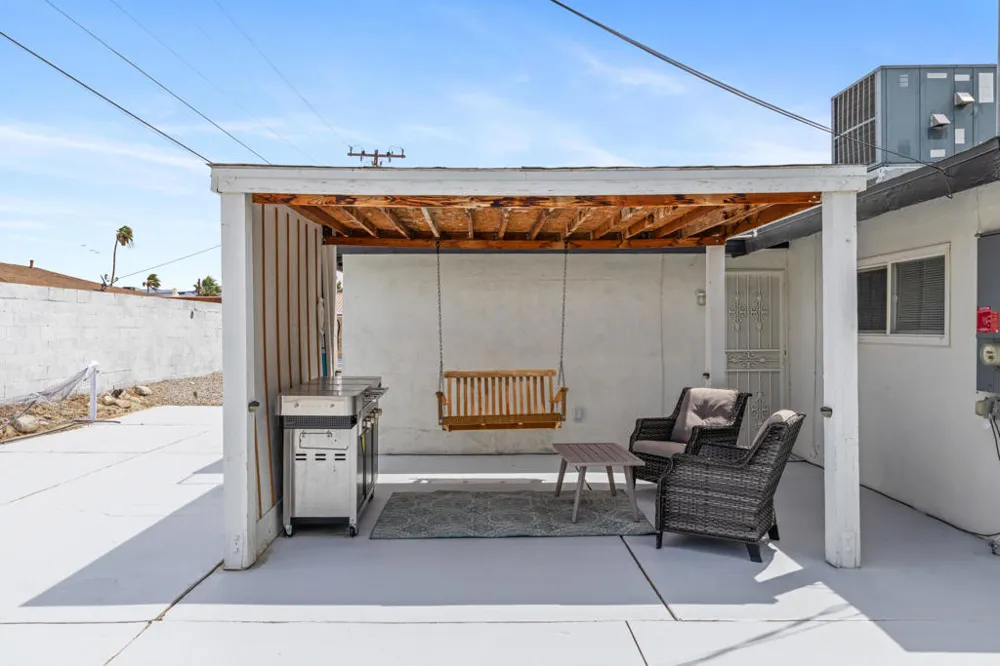 394 W Bon Air Drive Palm Springs, CA 92262