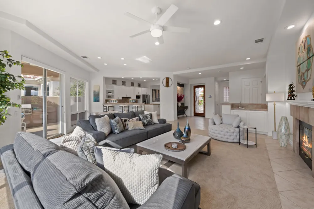 78715 Castle Pines Drive La Quinta, CA 92253