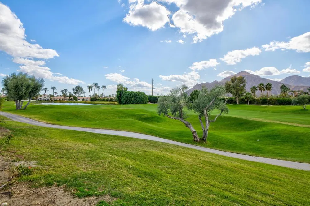 78715 Castle Pines Drive La Quinta, CA 92253