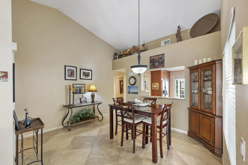182 Desert Falls Circle Palm Desert, CA 92211