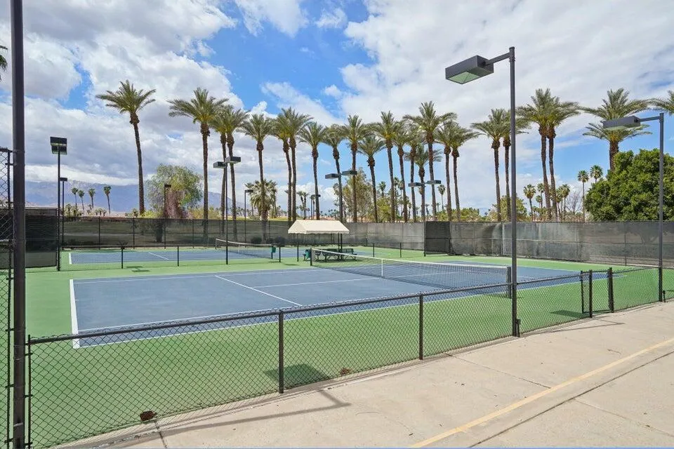 182 Desert Falls Circle Palm Desert, CA 92211