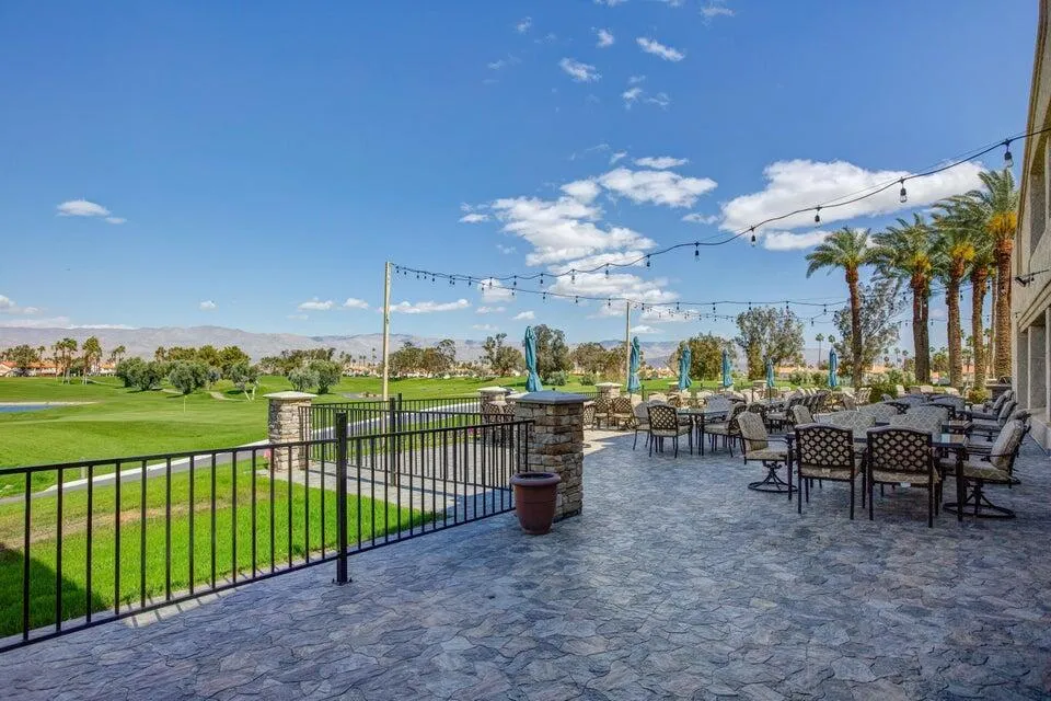 182 Desert Falls Circle Palm Desert, CA 92211