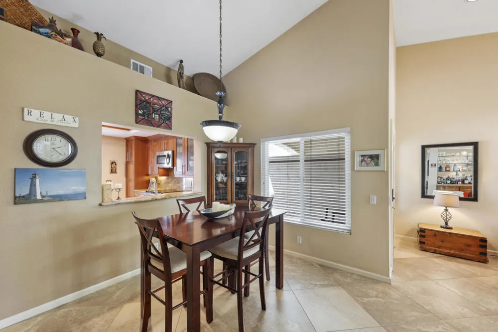 182 Desert Falls Circle Palm Desert, CA 92211