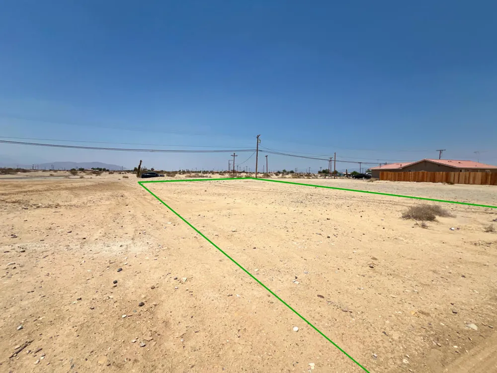 2238 Harbor Drive Salton City, CA 92274