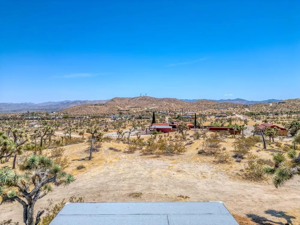 58137 Sun Mesa Drive Yucca Valley, CA 92284