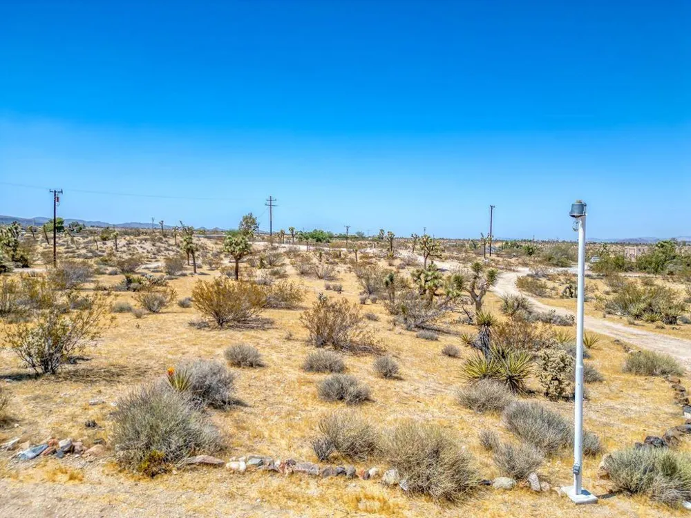 58137 Sun Mesa Drive Yucca Valley, CA 92284