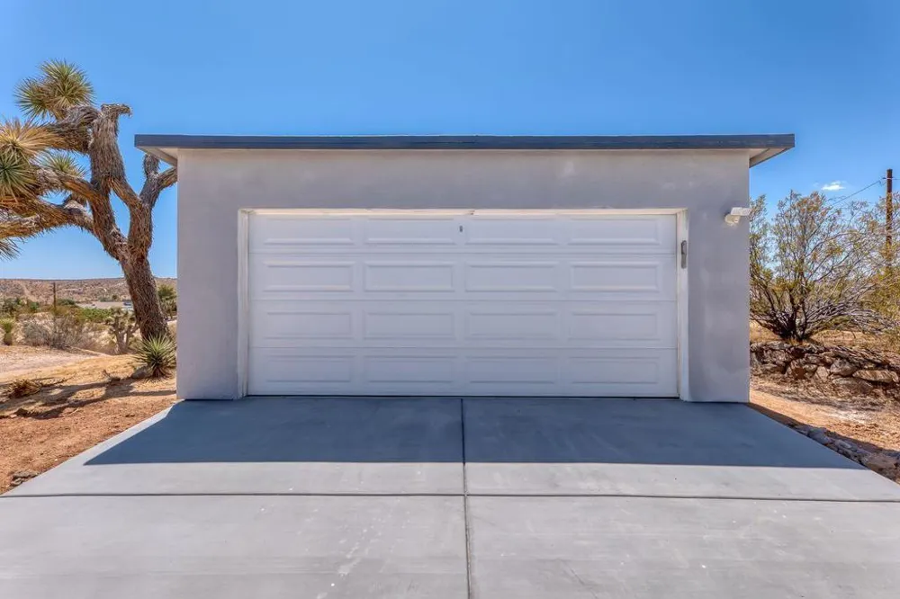 58137 Sun Mesa Drive Yucca Valley, CA 92284