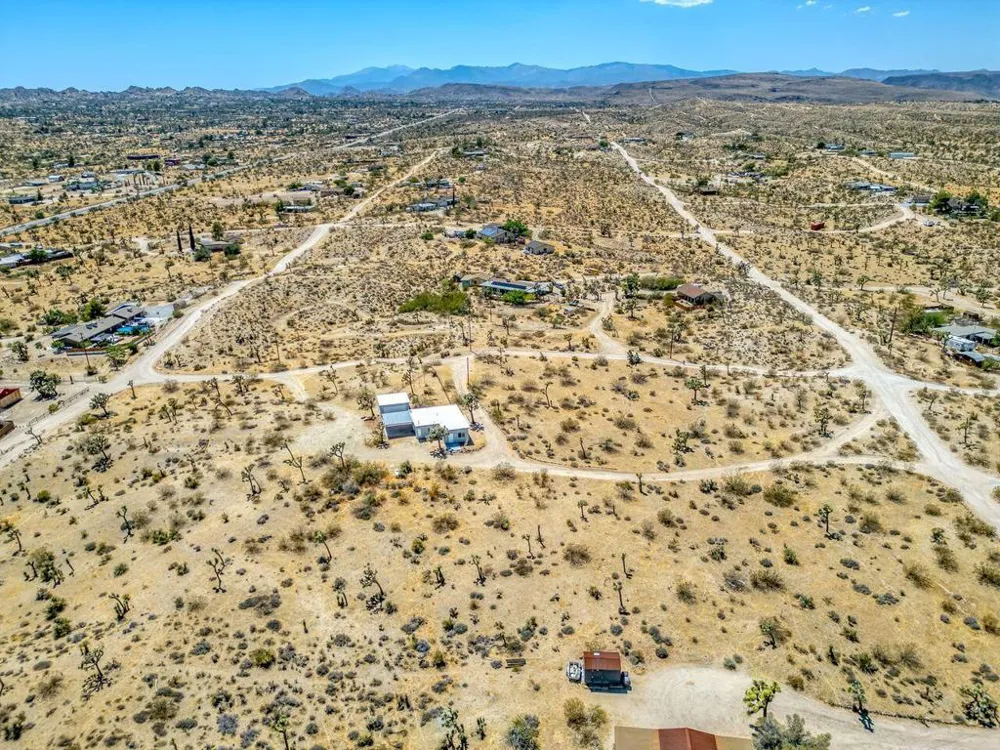 58137 Sun Mesa Drive Yucca Valley, CA 92284