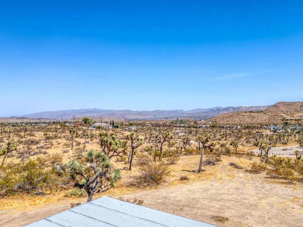 58137 Sun Mesa Drive Yucca Valley, CA 92284
