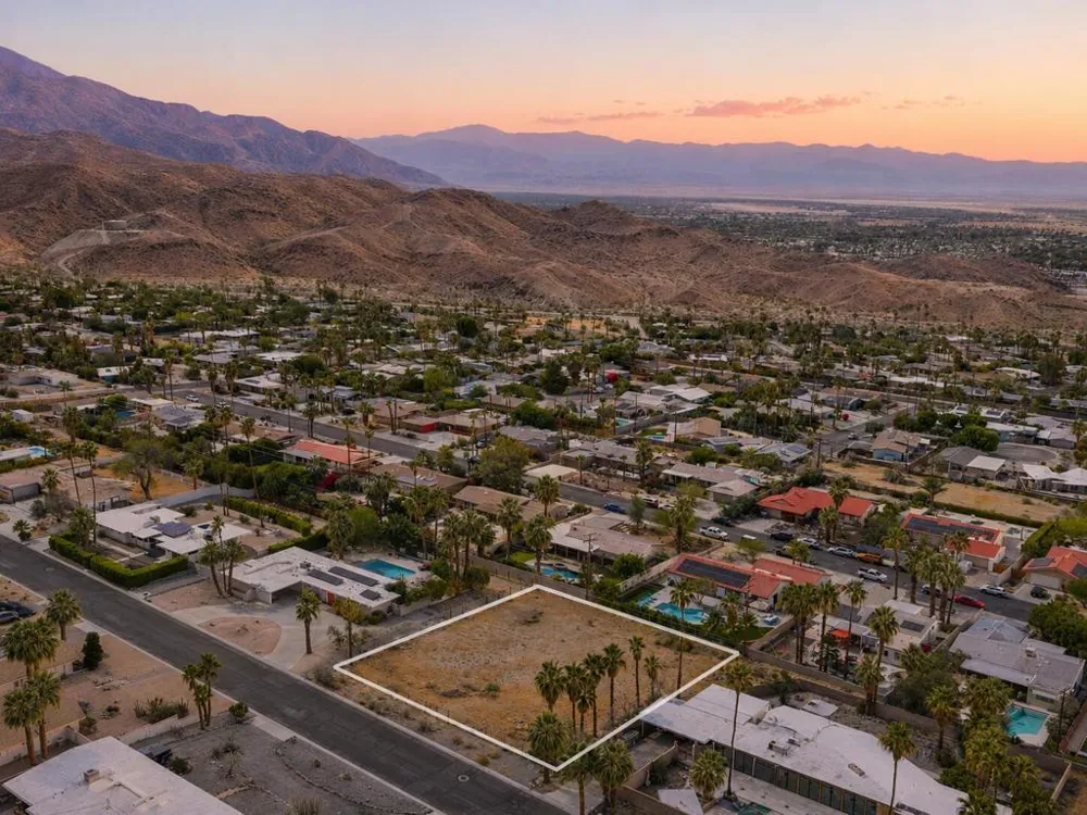 68440 Treasure Trail Cathedral City, CA 92234