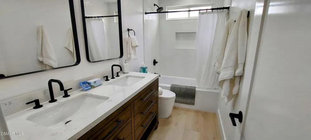 3322 Rainbow Creek Circle Thousand Oaks, CA 91360
