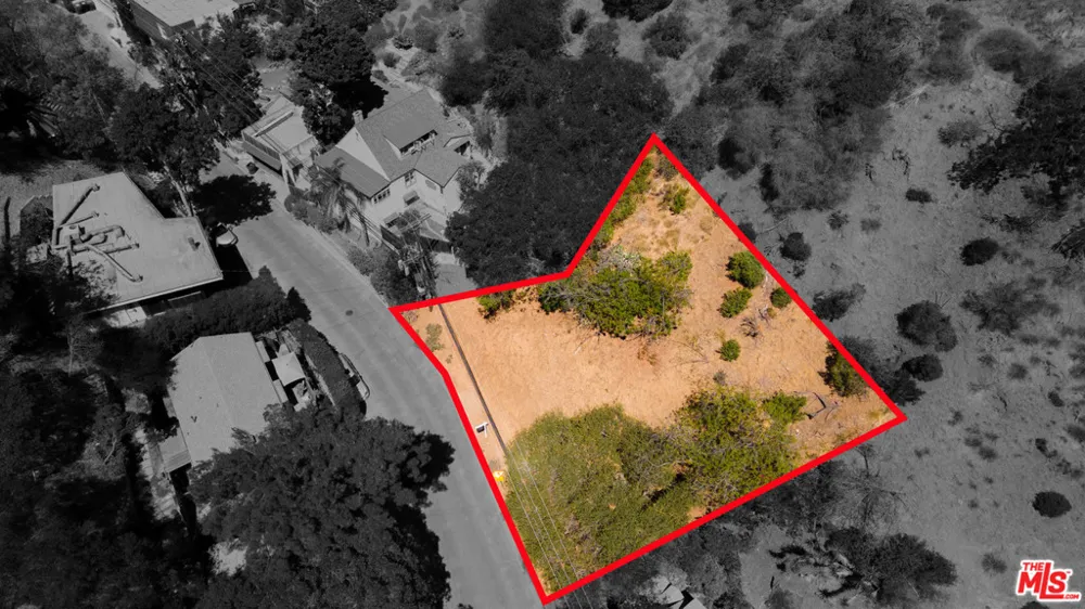 8169 Kirkwood Drive Los Angeles, CA 90046