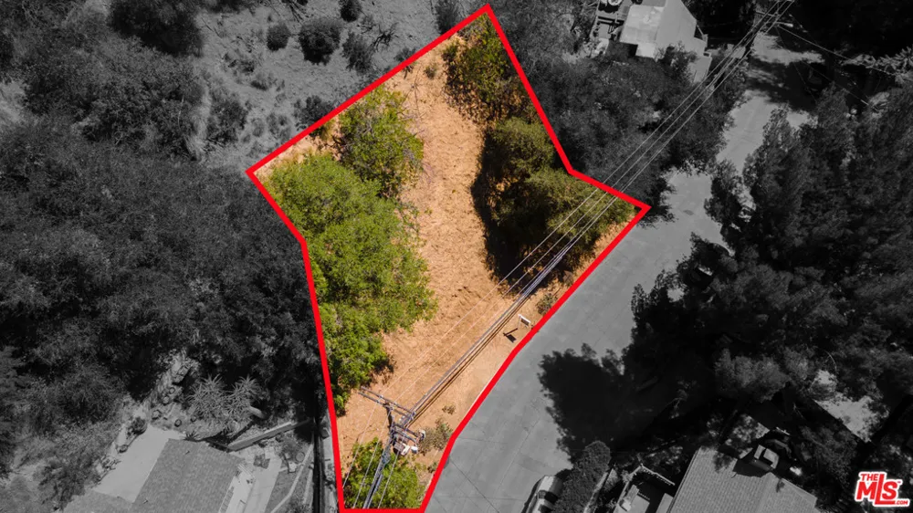 8169 Kirkwood Drive Los Angeles, CA 90046