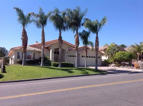 8541 Clubhouse