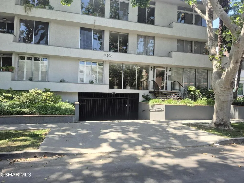 14506 Benefit Street #104 Sherman Oaks, CA 91403