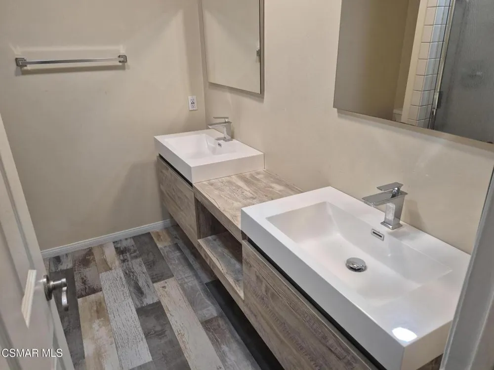 14506 Benefit Street #104 Sherman Oaks, CA 91403