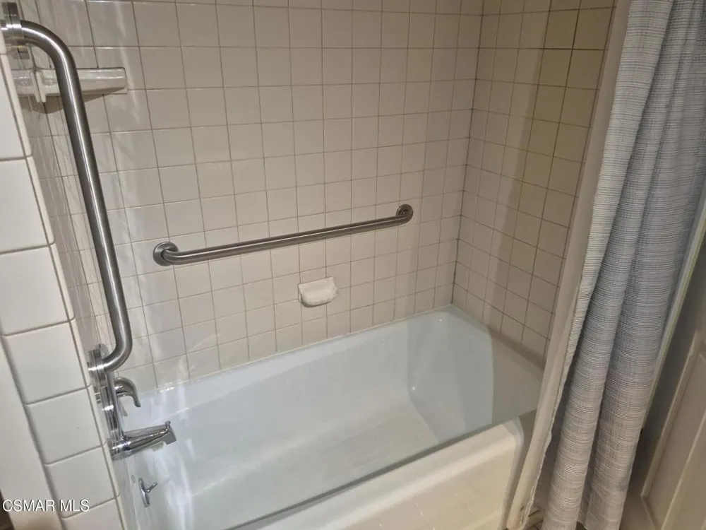 14506 Benefit Street #104 Sherman Oaks, CA 91403