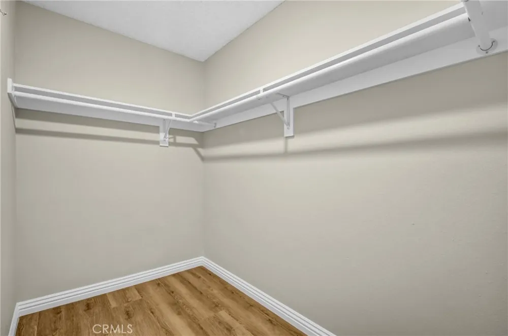 8221 Langdon Avenue #207 Van Nuys, CA 91406