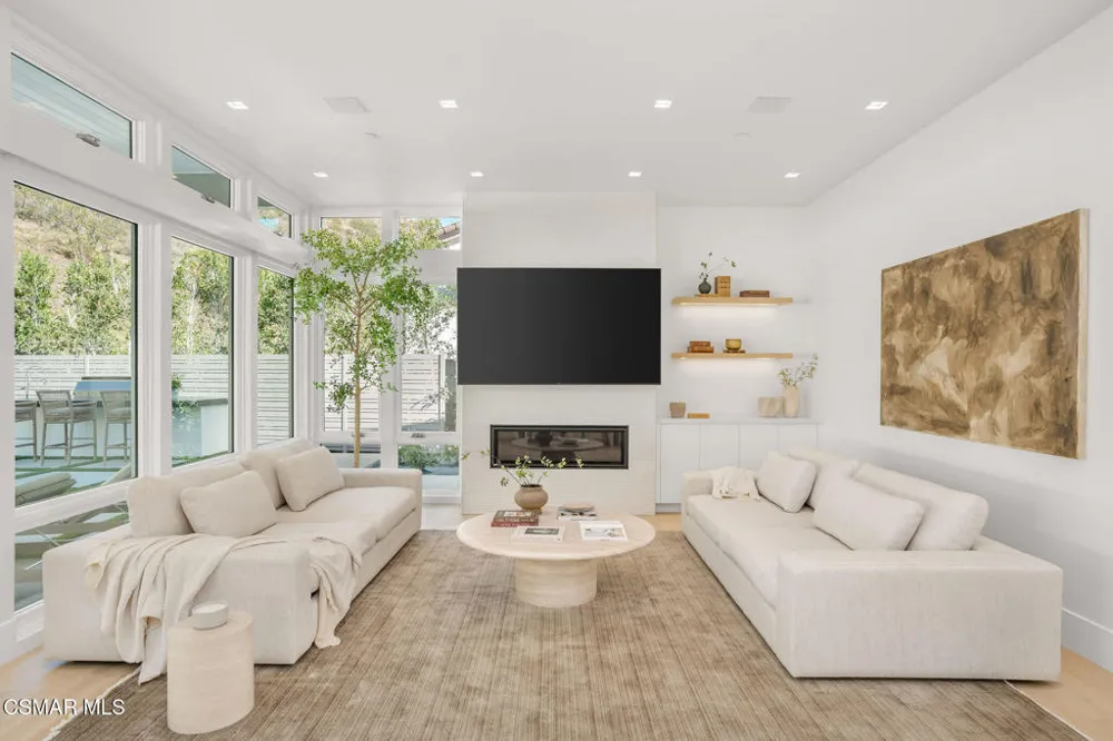 5924 Paseo Canyon Drive Malibu, CA 90265