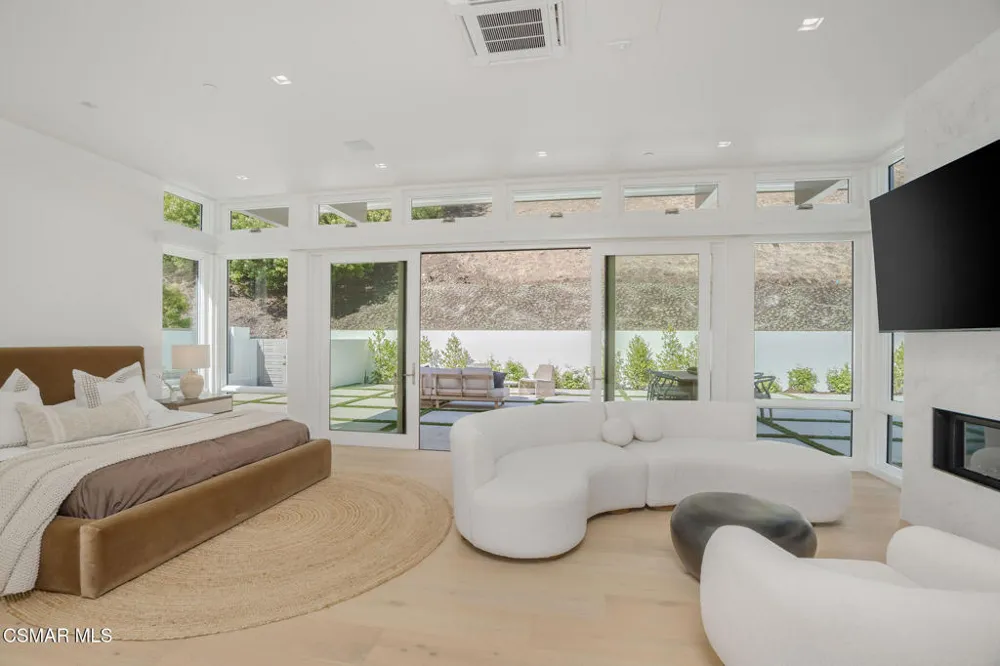5924 Paseo Canyon Drive Malibu, CA 90265