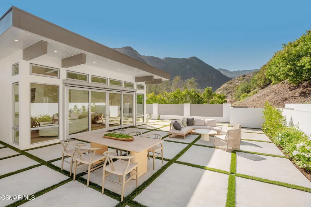 5924 Paseo Canyon Drive Malibu, CA 90265