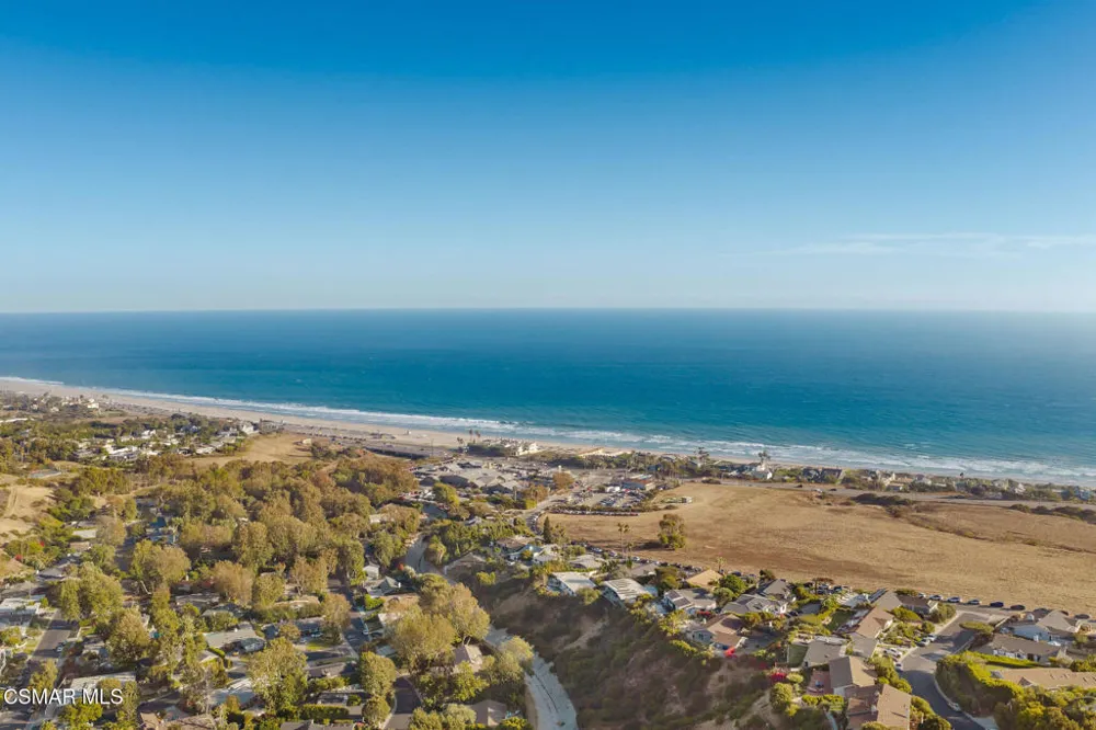 5924 Paseo Canyon Drive Malibu, CA 90265