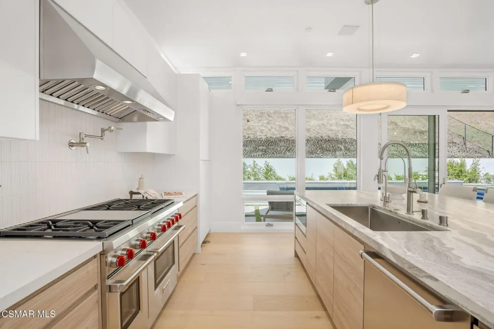 5924 Paseo Canyon Drive Malibu, CA 90265