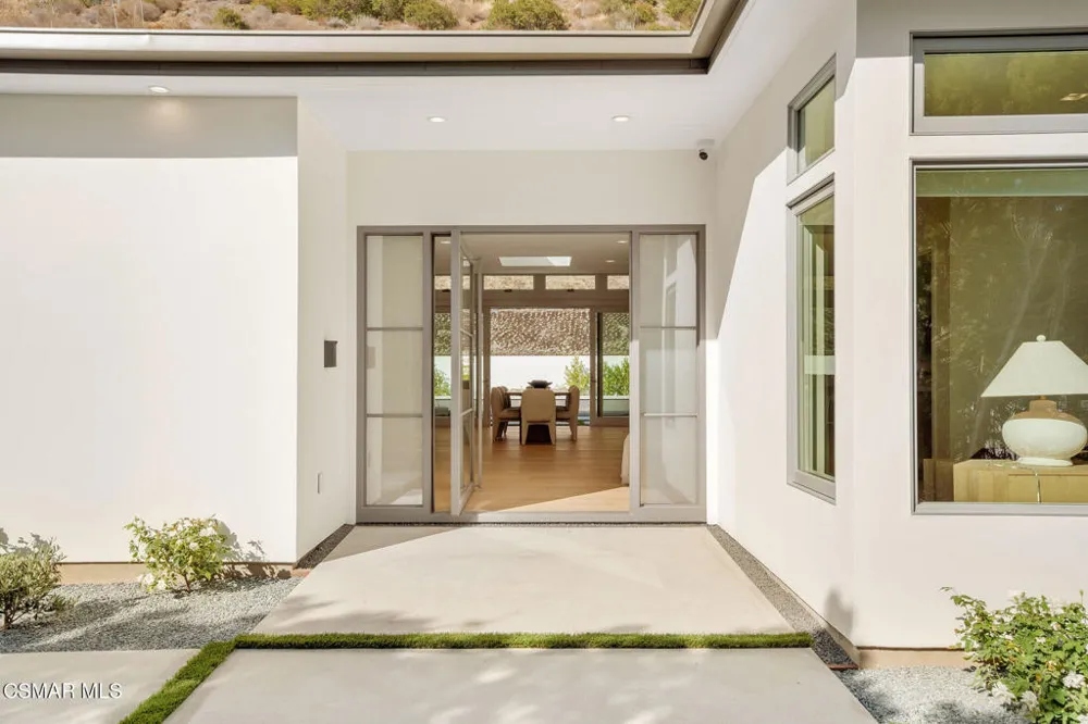 5924 Paseo Canyon Drive Malibu, CA 90265