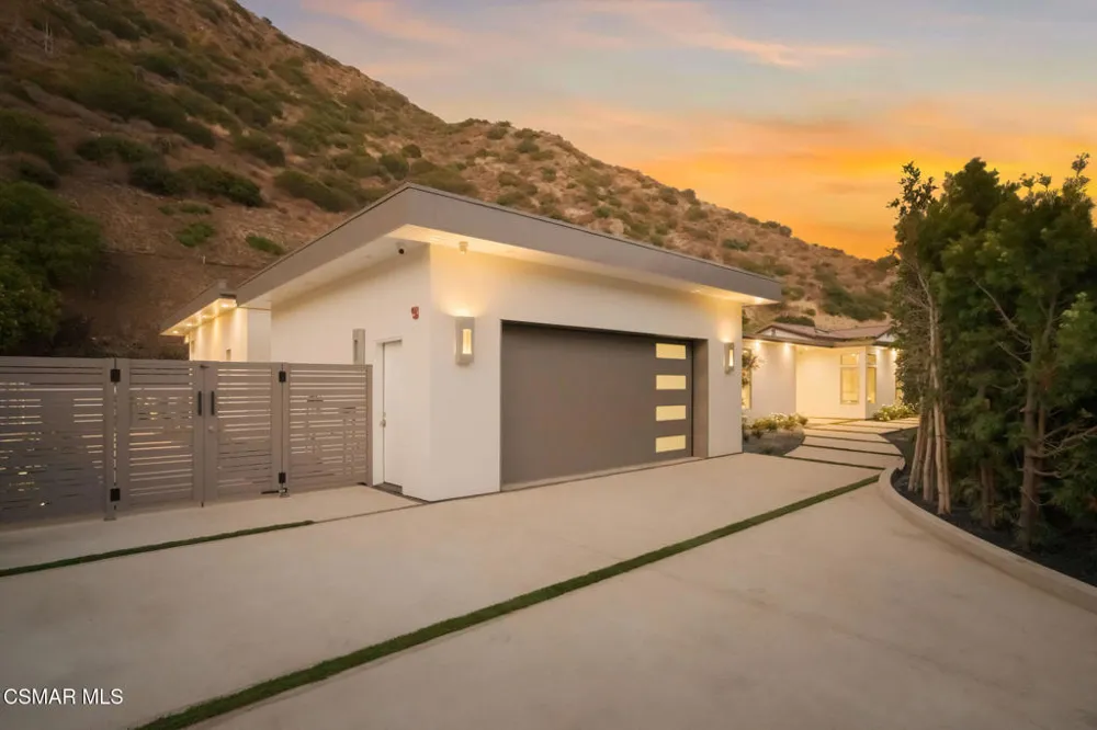 5924 Paseo Canyon Drive Malibu, CA 90265