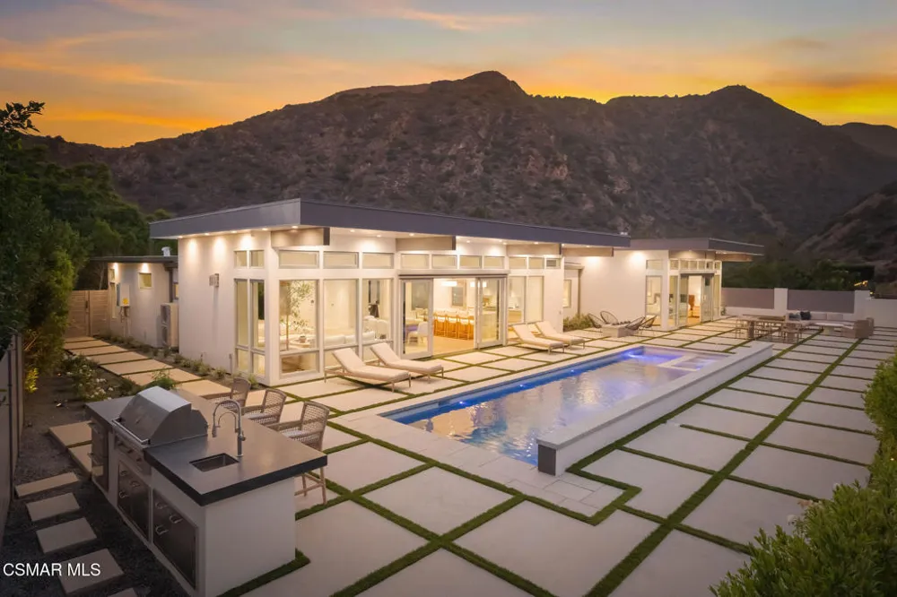 5924 Paseo Canyon Drive Malibu, CA 90265