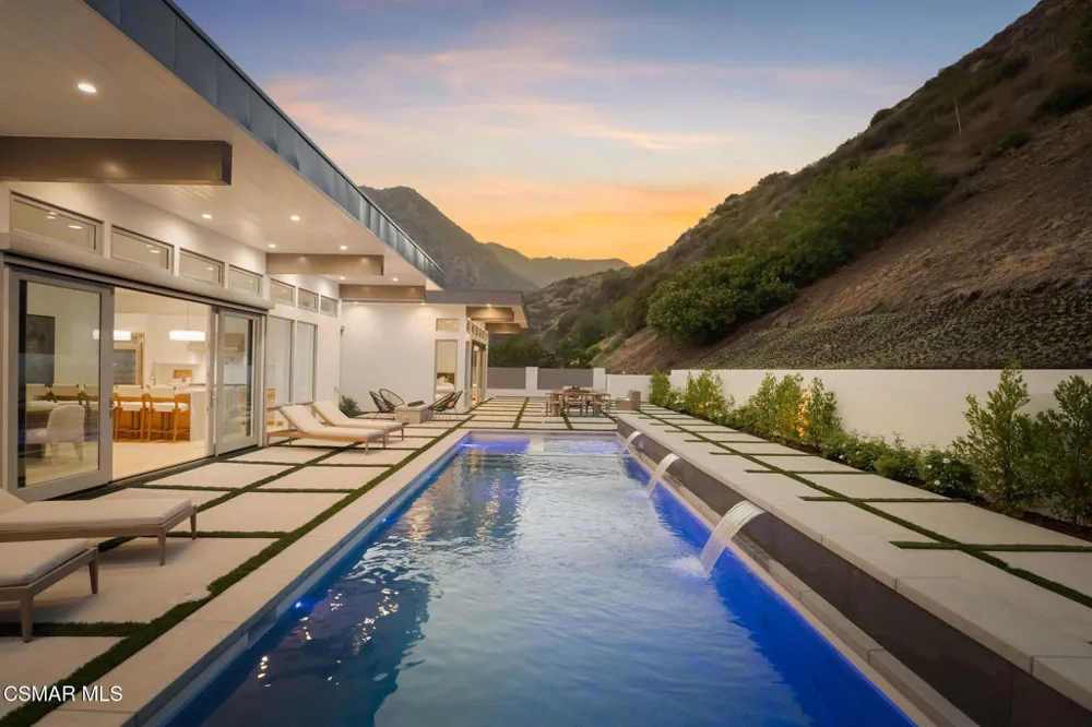 5924 Paseo Canyon Drive Malibu, CA 90265