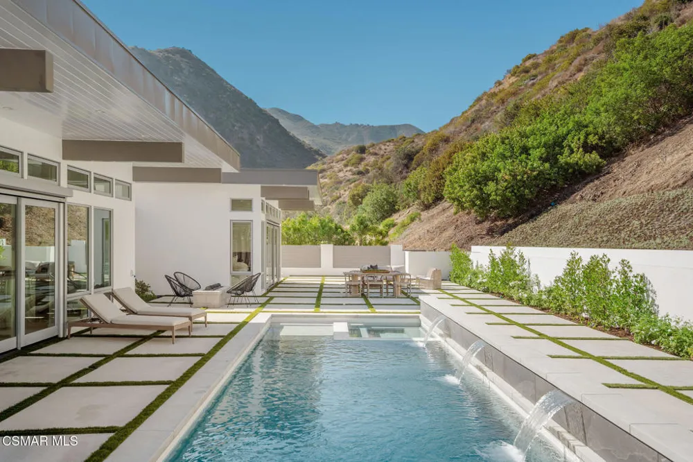 5924 Paseo Canyon Drive Malibu, CA 90265