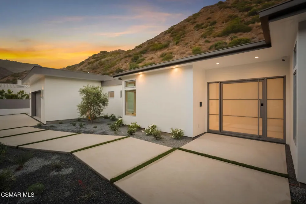 5924 Paseo Canyon Drive Malibu, CA 90265