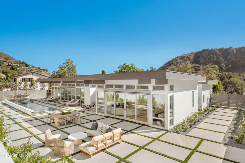 5924 Paseo Canyon Drive Malibu, CA 90265