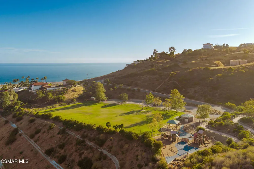 5924 Paseo Canyon Drive Malibu, CA 90265