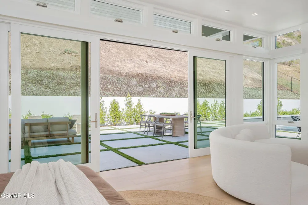 5924 Paseo Canyon Drive Malibu, CA 90265