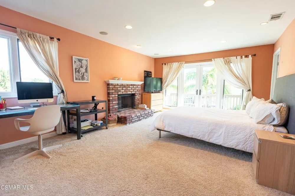 1504 Folkestone Terrace Westlake Village, CA 91361