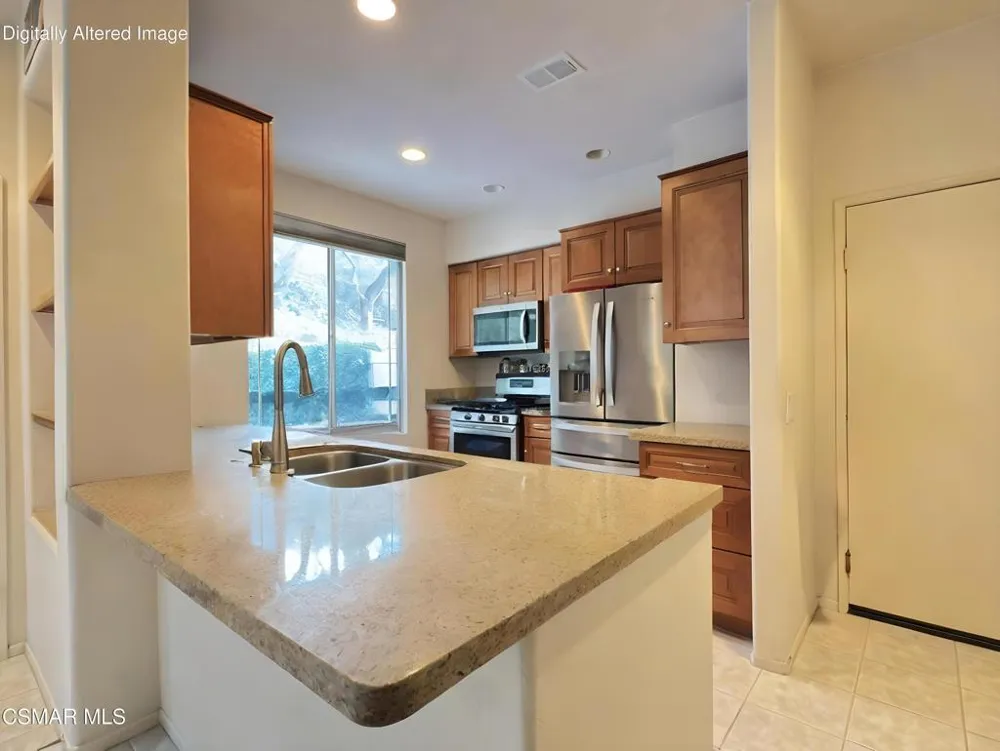 23605 Muir Trail #78 Valencia, CA 91354