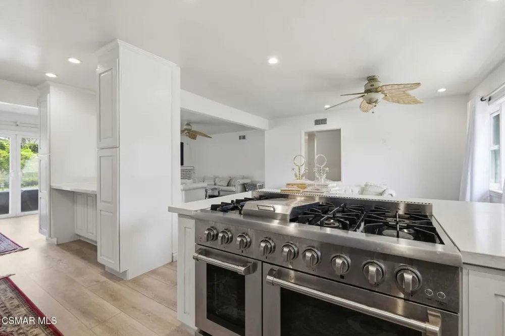 3448 Big Springs Avenue Simi Valley, CA 93063